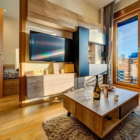 Hill Style Apartment